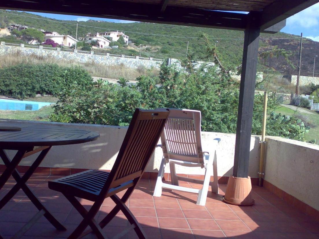 Nice Apartments In Waterfront Villa In Bosa Porto Alabe Tresnuraghes Exterior photo
